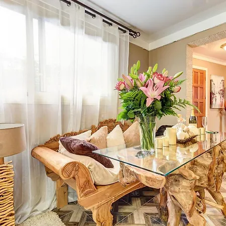 Kordelliya Garden アパート